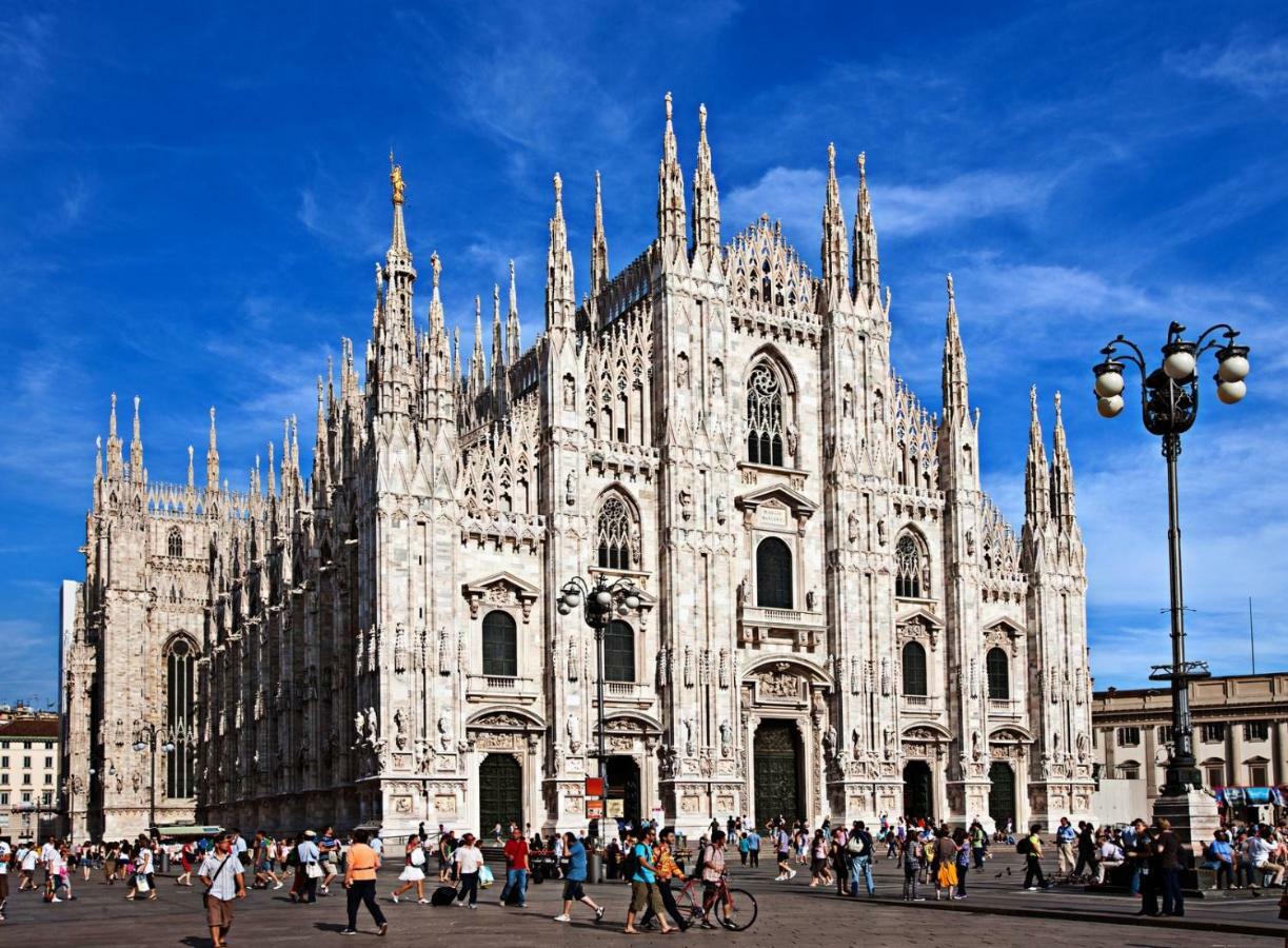 Appartamento Delle Star Milan Bagian luar foto